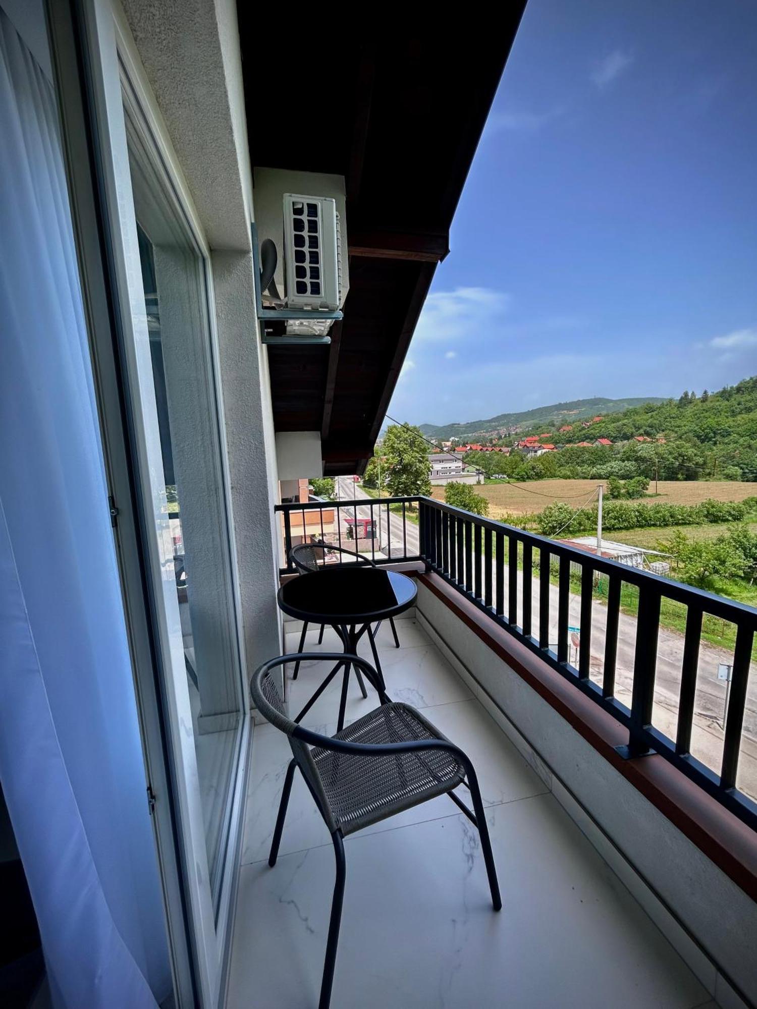 Sunny Corner Apartments Visoko Εξωτερικό φωτογραφία