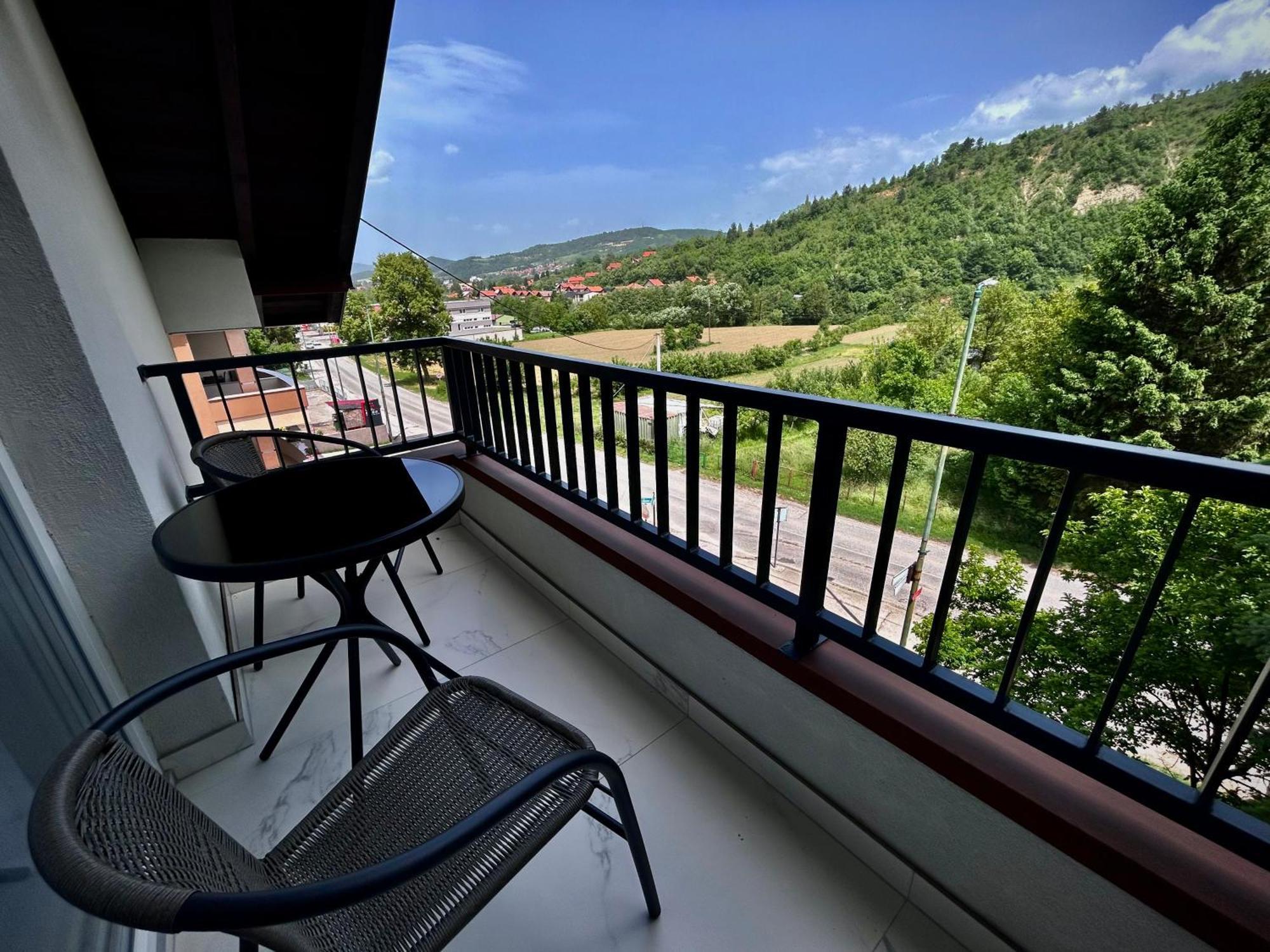 Sunny Corner Apartments Visoko Εξωτερικό φωτογραφία